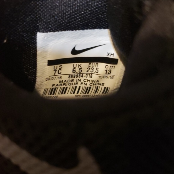 𝅺KID'S Unisex Nike Kyrie - Picture 5 of 5